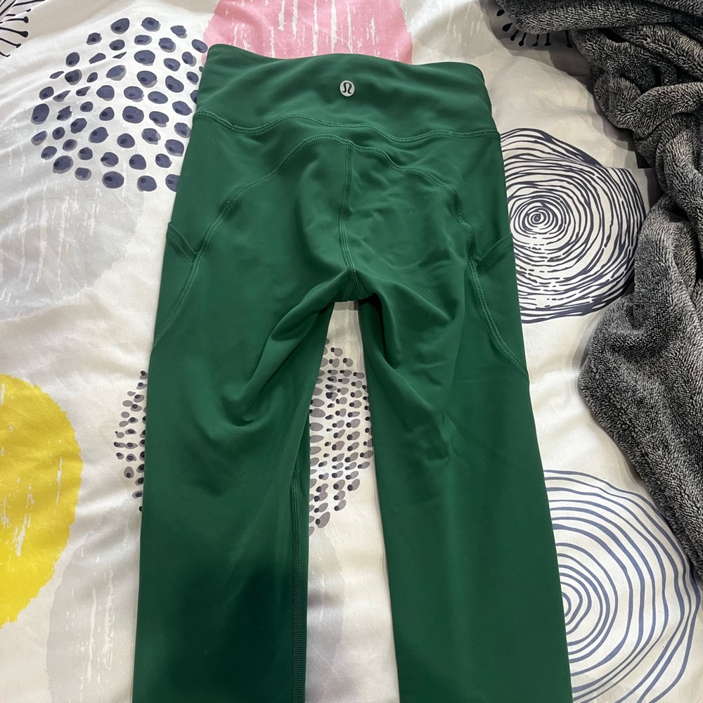 Lululemon evergreen leggings size 0 23”